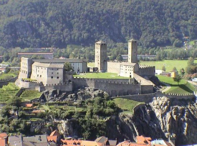 Casa Gialla Gordola Zewnętrze zdjęcie